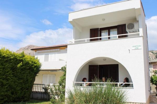 Ara-Ara Apartment Baska  Exterior photo
